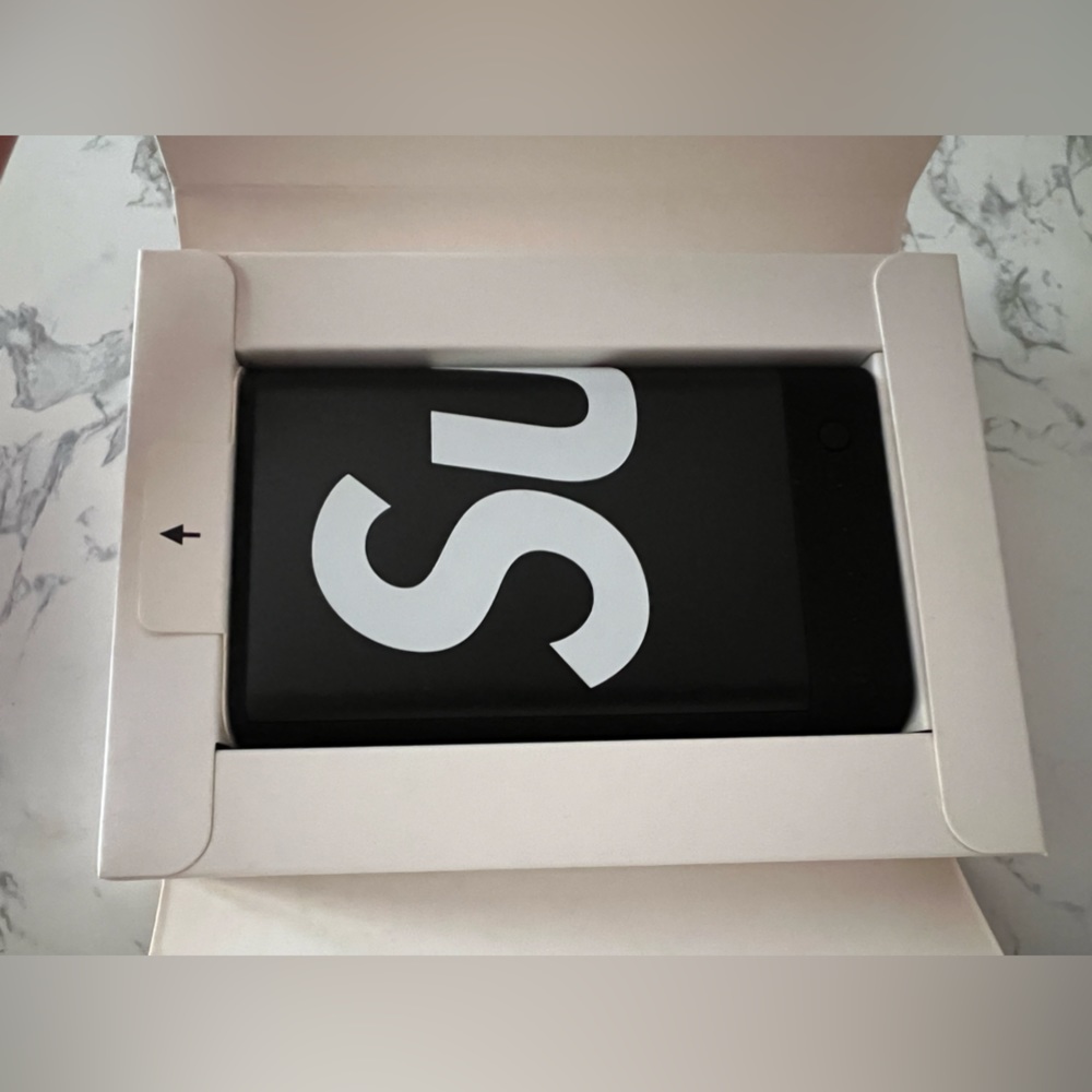 Supreme Mophie Encore Plus 10K Portable Charger